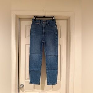 Madewell The Momjean size 25 waist